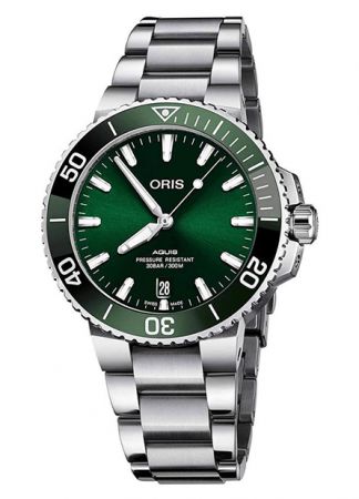 Oris Aquis Date Green steel | 43.5mm
01 733 7789 4157-07 8 23 04PEB