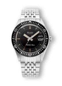 Nivada Grenchen Antarctic Diver | 38mm
32038A04